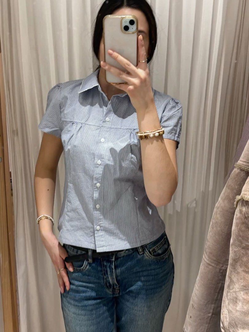Brandy Melville Teagan Top - Short Sleeve Button Down (Category: Blouses) located in Manila. Submitted by jenniebee (Listing ID 1471052907, Image 2). Description: - Blue and White Brandy Melville Teagan Top - RFS: not my style anymore .