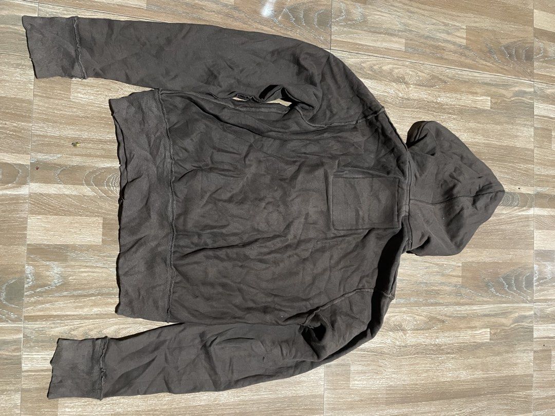 brown Abercrombie hoodie (Category: Coats, Jackets and Outerwear) located in Alabel. Submitted by rynz_ (Listing ID 1471070438, Image 2). Description: .