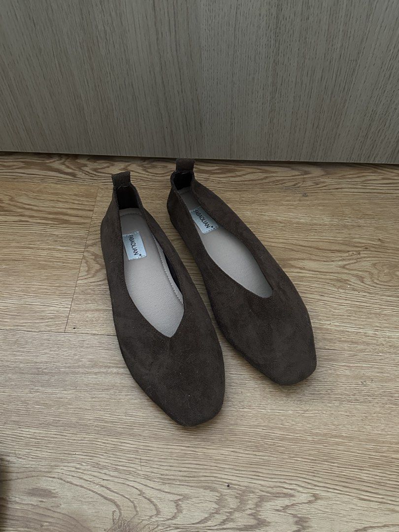 Brown Flats (Category: Flats & Sandals) located in Davao. Submitted by quickootd (Listing ID 1471003741, Image 2). Description: worn once lang shein 39-40.
