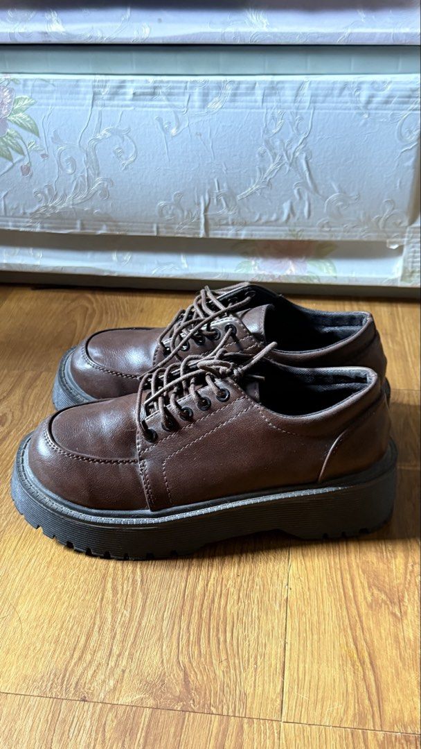 Brown Platform Loafers Size 37 (Category: Loafers) located in Angeles City. Submitted by lianne-023 (Listing ID 1470938801, Image 2). Description: RFS: too small - Size 37 - only used once.
