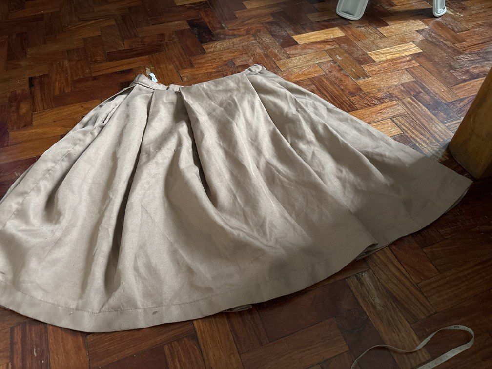 Brown skirt size 16 (Category: Babies & Kids Fashion) located in Manila. Submitted by vintageaccessories (Listing ID 1470940077, Image 2). Description: .