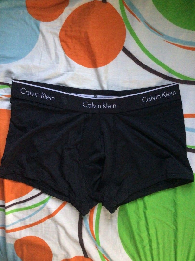 Calvin Klein Black Boxer Briefs (Category: Underwear) located in General Trias. Submitted by dunht (Listing ID 1471081836, Image 1). Description: size 33-36, from us bale.