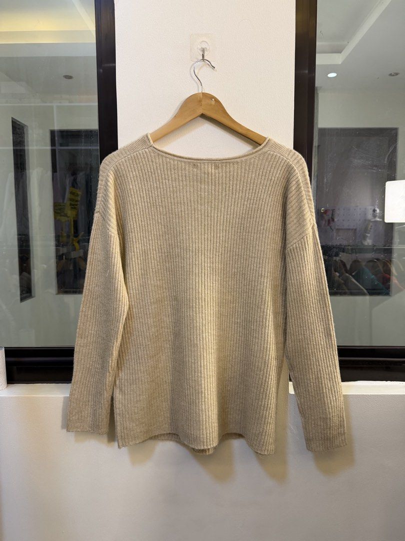 Calvin Klein Long-Sleeve Mixed-Knit Sweater (Category: Coats, Jackets and Outerwear) located in Paranaque City. Submitted by preluxeshop_ph (Listing ID 1471013328, Image 3). Description: Brand: Calvin Klein •Style: Long-Sleeve Mixed-Knit Sweater / Pullover •Color: Oatmeal / Beige •Design Features: Mixed knit pattern with horizontal texture on the center body and vertical ribbing on the sleeves and sides, boat/crew neckline, and subtle metallic br