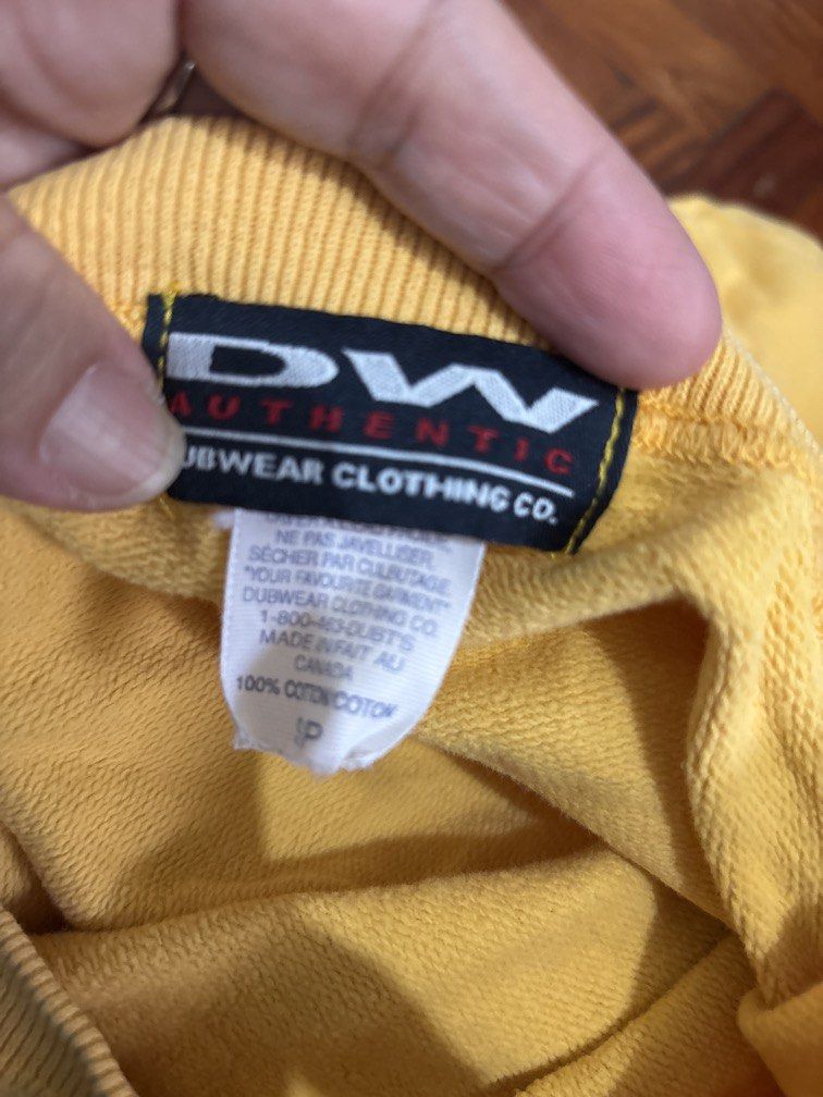 Canadian sweater british columbia small (Category: Coats, Jackets and Outerwear) located in Manila. Submitted by vintageaccessories (Listing ID 1470972075, Image 1). Description: 21x25.