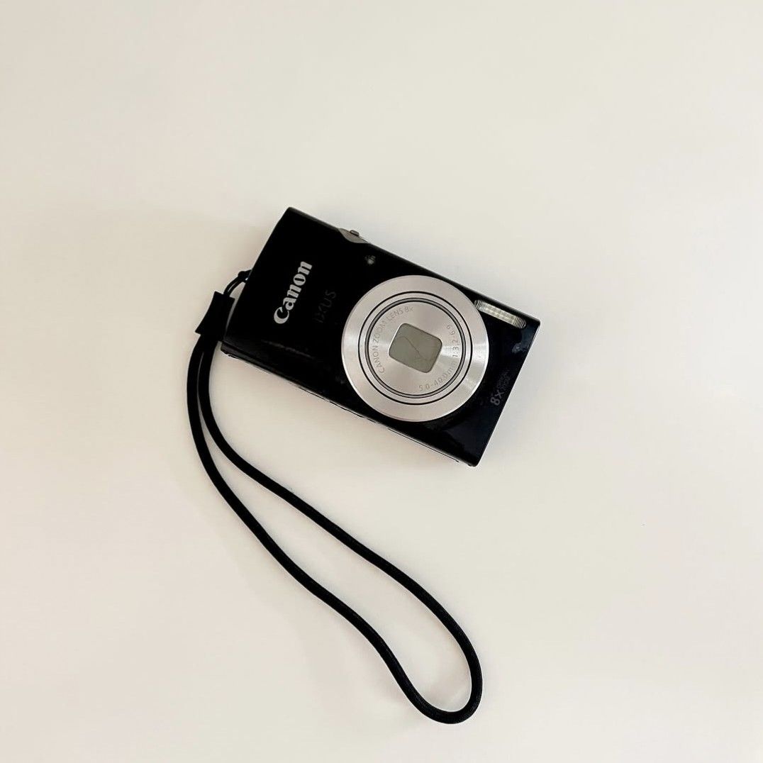 Canon Ixus 185 in black (Category: Cameras) located in Quezon City. Submitted by mel_2303 (Listing ID 1470990231, Image 1). Description: CANON IXUS 190 ₱4800 20MP 10x Optical Zoom With Wi-Fi and NFC for Easy Transfer Body Condition: 9.8/10 NO FUNCTIONAL ISSUES: flash, zoom, and buttons are all working. inclusion: unit, battery, sd card, universal charger, wrist strap, and camera pouch. READY TO USE! Location: Parañaque Payment Methods: Cash, GCas