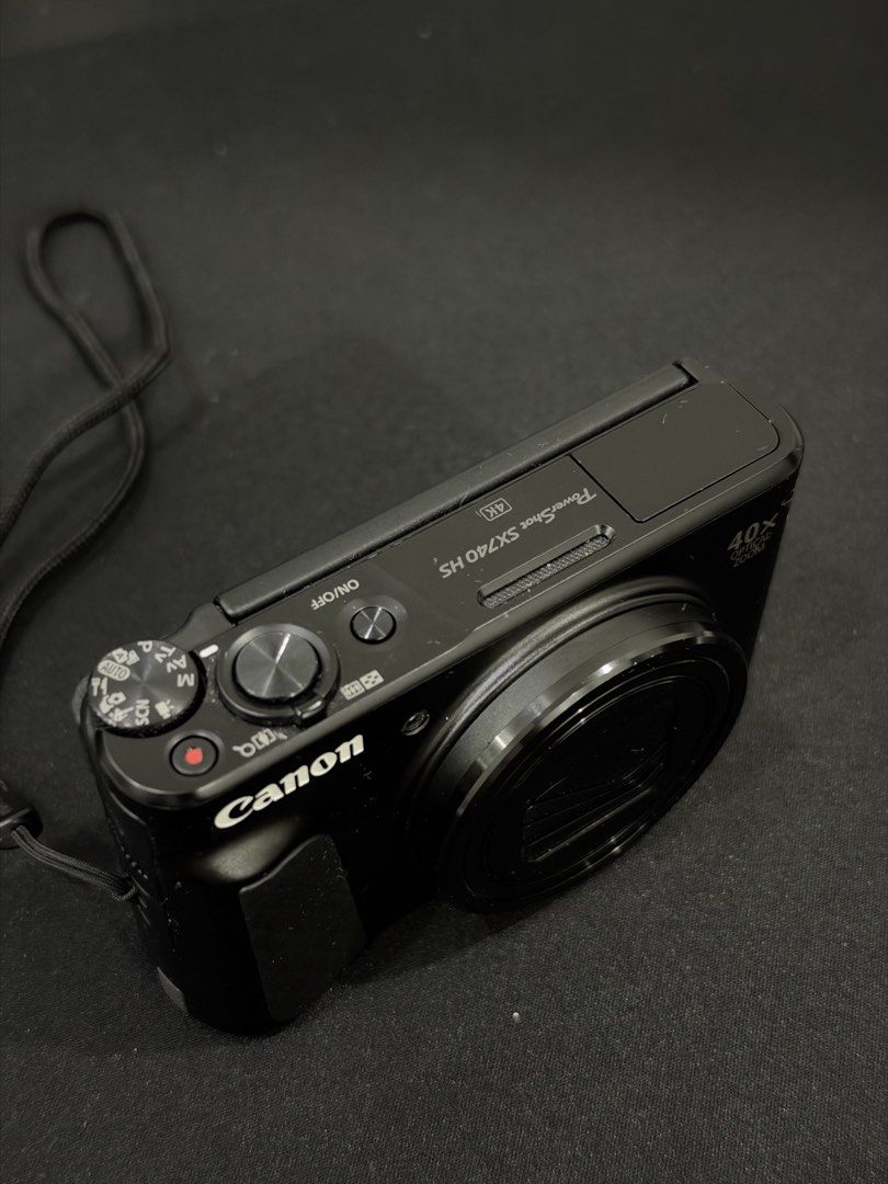 Canon SX740 hs (Category: Cameras) located in Cebu City. Submitted by renny_008 (Listing ID 1470994236, Image 3). Description: NEGOTIABLE.