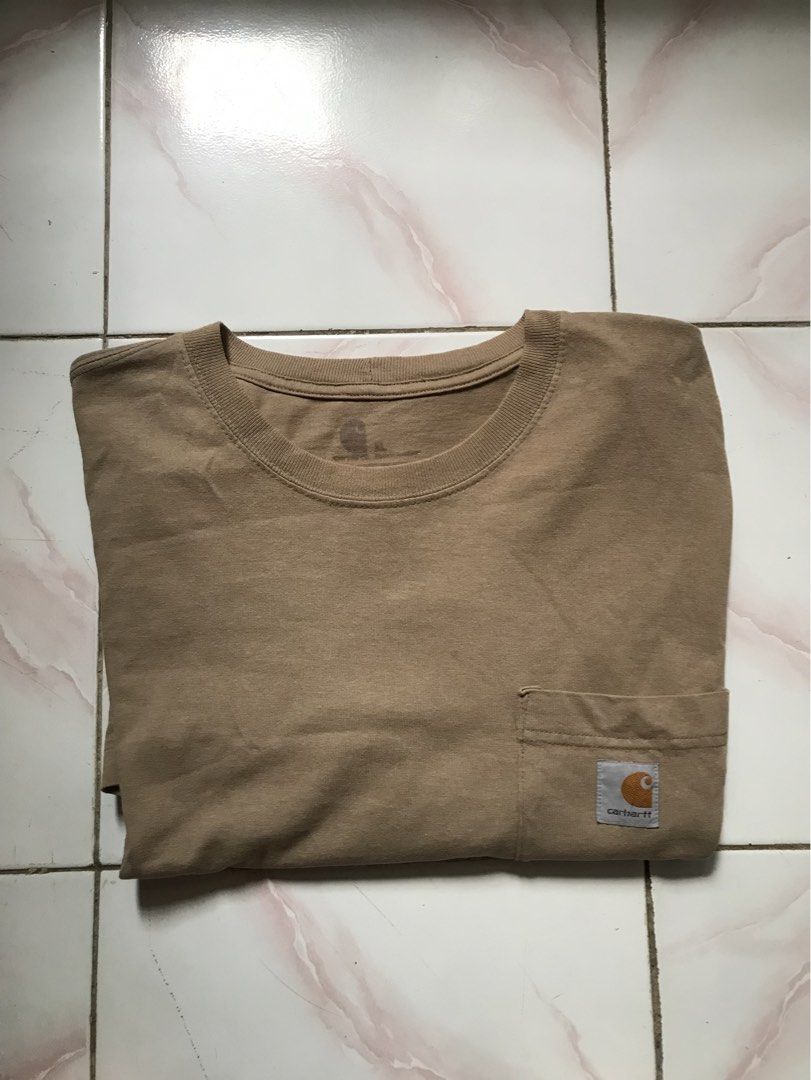 CARHART TEE SHIRT (Category: Activewear) located in Manila. Submitted by crismil1 (Listing ID 1470969145, Image 1). Description: DIMES 30 LENGTH 25 WIDTH NO ISSUE 10/10 COLOR RATE .