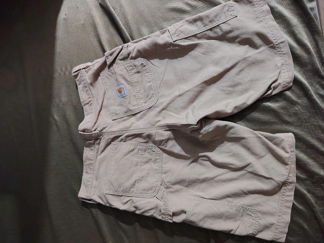 Carhartt Carpenter short (Category: Shorts) located in Bulacan. Submitted by sweetlouie26 (Listing ID 1470978152, Image 3). Description: Size 30 waistline Negotiable Asnew No issue.