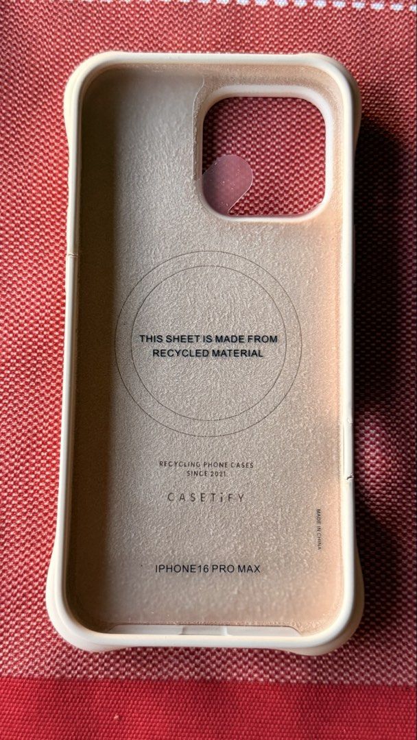 Casetify Ripple Oat Case Iphone 16 Pro Max (Category: Cases & Sleeves) located in Manila. Submitted by zianreyy (Listing ID 1471039010, Image 3). Description: location: taguig - minor damage, see pictures - ORIGINAL bought in the states .