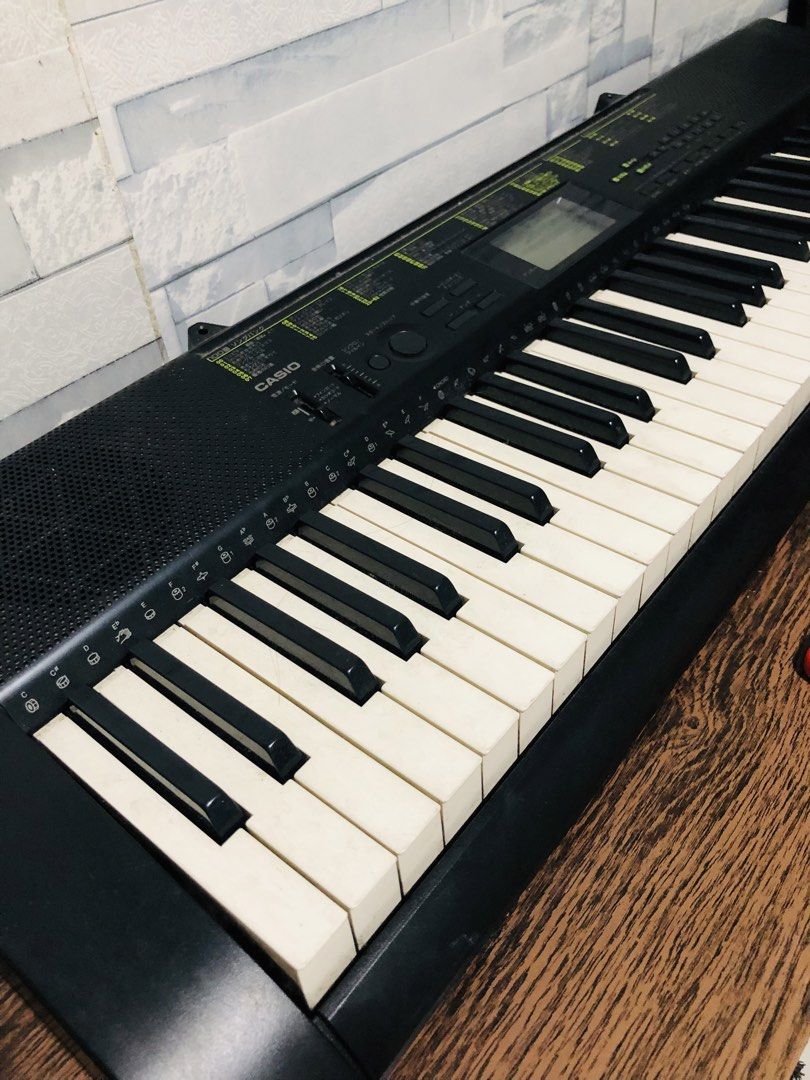 Casio Electronic Keyboard Piano (Category: Musical Instruments) located in Manila. Submitted by swiftwolf.dcf445 (Listing ID 1470965121, Image 1). Description: - Brand: Casio Electronic Keyboard - Condition: Excellent, well-maintained - Features: Standard black and white keys, built-in speakers, and clear LCD screen with control panel - Ideal For: Beginners, students, and daily practice - Design: Compact black body, space-saving and portable - In