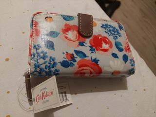 （分類：）位於 。 由 sellerandbuyer777 提交（商品編號 1471085896，圖片 1）。簡介： 。