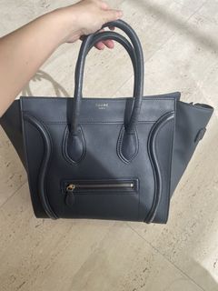 (Category: ) located in . Submitted by wardrobecloset (Listing ID 1471010670, Image 1). Description: .