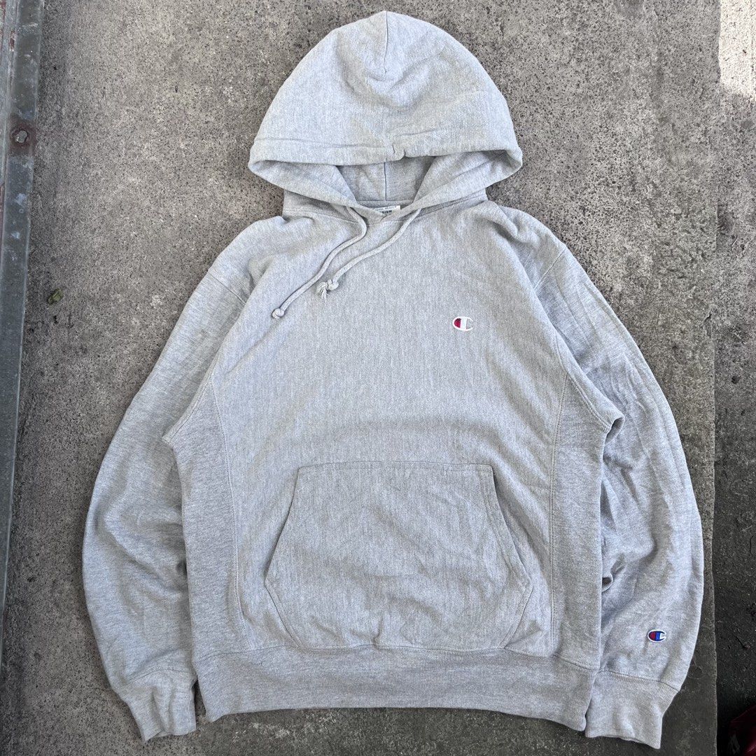 Champion Reverse Weave Hoodie (Category: Hoodies) located in Nagcarlan. Submitted by swiftgem-d189 (Listing ID 1471041380, Image 1). Description: Pm for more details!.