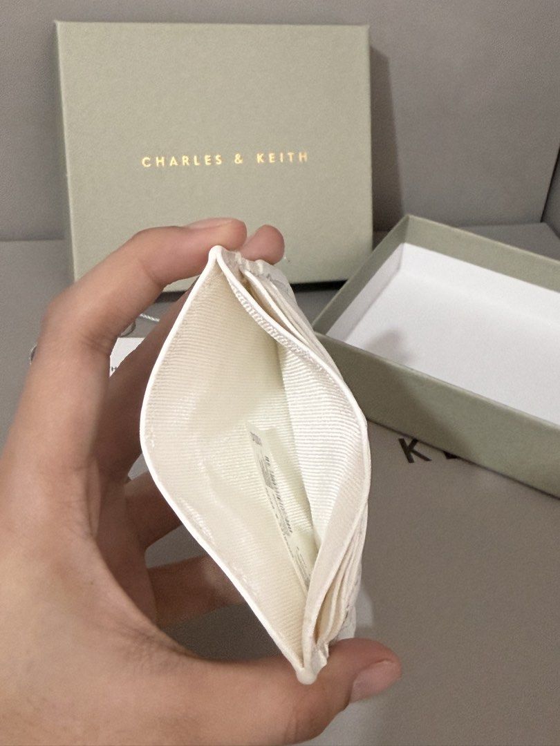 Charles&keith multi slot card holder (Category: Wallets & Card holders) located in Cavite. Submitted by miksycrls (Listing ID 1470961166, Image 2). Description: 📌REMINDER PLS READ BELOW ⬇️ ✨INCLUSION✨ 🔗TAG&,BOX 🔗WHAT YOU SEE IS WHAT YOU GET 🔗manage your expectations items are MPO | Mall Pull Out 📩 TO ORDER / ASK DETAILS: Send me a private message! 💸:GCASHH/GOTYMEE 📍:IMUSCAVITE 🚚:SCO|SPX EXPRESS SF ONLY📦 OTHER COURIER:🛵LALAMOVE SAME DAY 