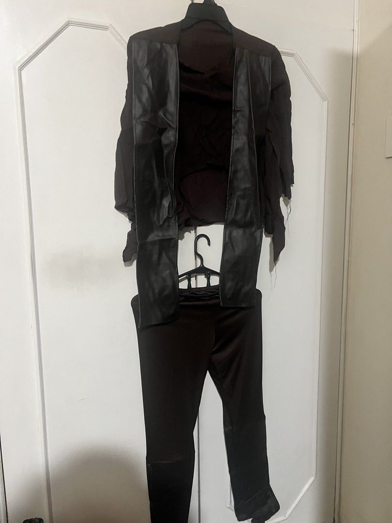 Children’s costume (Category: Everything Else Others) located in Quezon City. Submitted by anjm2k (Listing ID 1471070159, Image 1). Description: used, from US. .