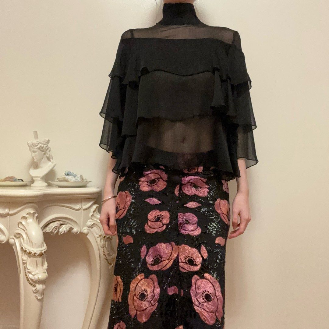 Chloe inspired elegant timeless classy elevated basic old money expensive black ruffle tiered layers high neck chiffon top (Category: Blouses) located in Quezon City. Submitted by fairycatss (Listing ID 1471014623, Image 1). Description: 📌PLEASE READ 🥂Classy and expensive looking 🥂Do not hesitate to ask questions 🥂Check my page for free items if purchase is over a certain amount :) 🥂Please do manage your expectations as these are preloved 🥂