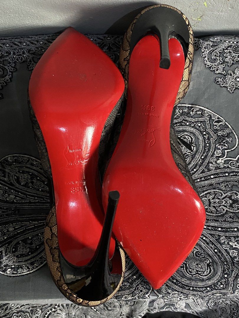 Christian Louboutin (Category: Heels) located in Manila. Submitted by rchljoyy.490 (Listing ID 1470934902, Image 1). Description: Christian Louboutin Pump Heels.