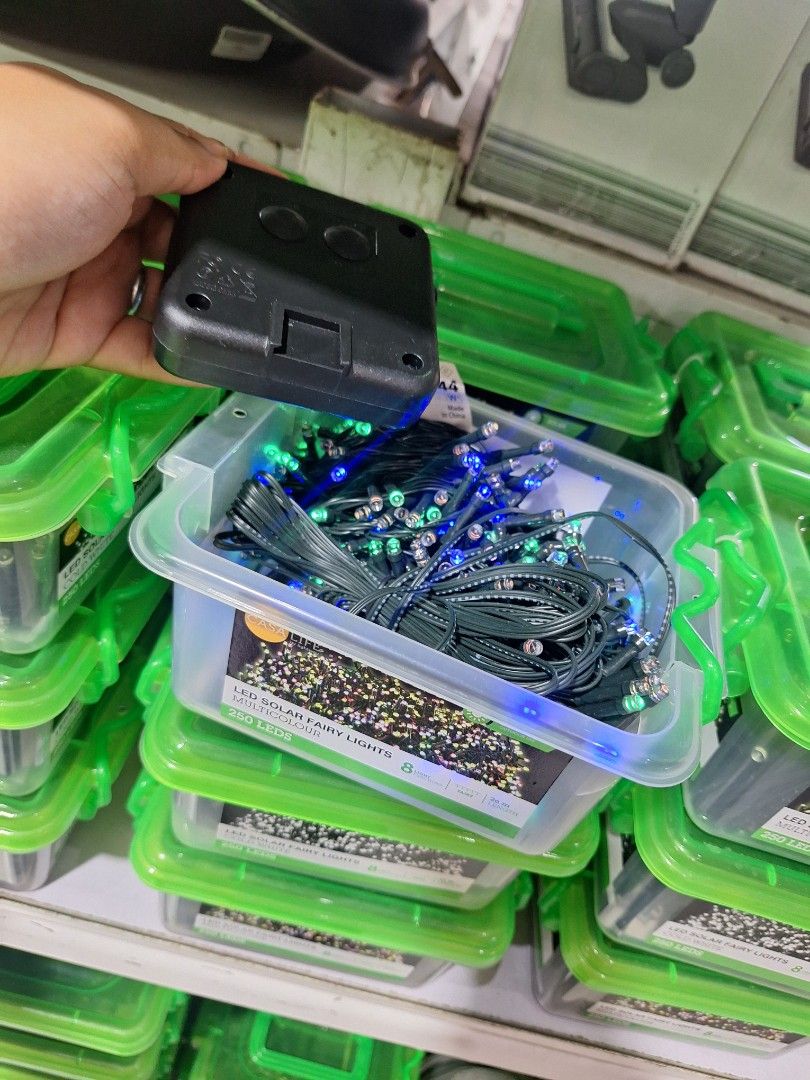 Christmas Lights Solar Powered (Category: Lighting) located in Muntinlupa City. Submitted by shopandsaveau (Listing ID 1470982280, Image 2). Description: Christmas Lights (Solar powered) 250 LEDs Cold White = P375 Multicolor = P450 Like new condition Surplus from Australia.