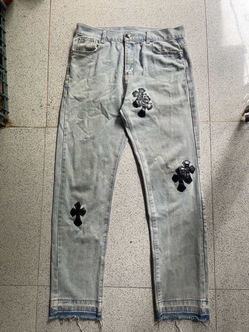 CHROME HEARTS PANTS (Category: Jeans) located in Nagcarlan. Submitted by chrollo_lucilfer (Listing ID 1471003926, Image 3). Description: CHROME HEARTS PANTS WAIST-34 LENGTH-41 TIGH-10 LEG OPEN-8.