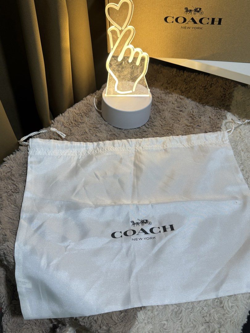 Coach Dustbags (Category: Luxury Bags & Wallets) located in Lagawe. Submitted by favorsnflavors69115 (Listing ID 1471014237, Image 2). Description: 350 each Take all 4pcs for 1,150 free sf.