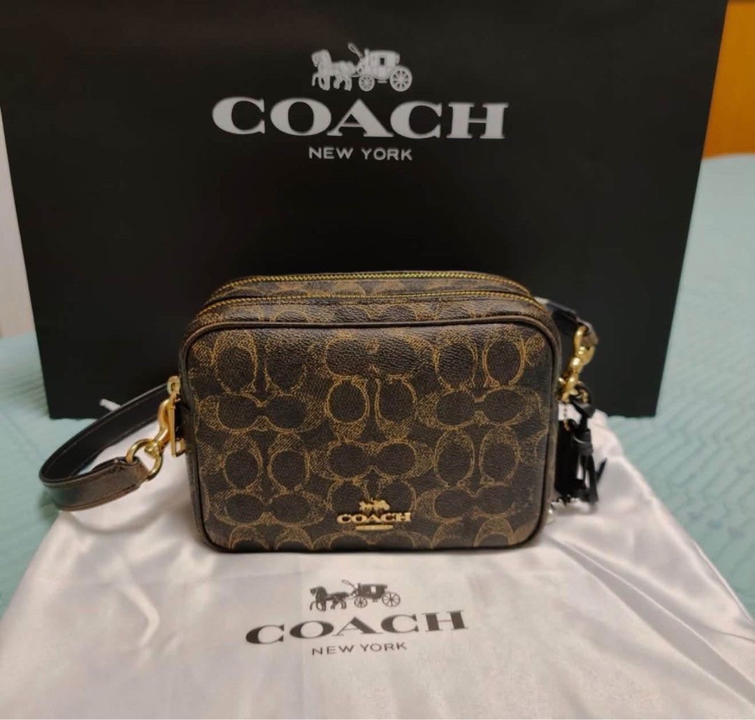 Coach Jes Crossbody (Category: Cross-body Bags) located in Manila. Submitted by bagsandmanymanymore1 (Listing ID 1470955542, Image 2). Description: Coach Jes Crossbody Actual picture posted Paperbag, dustbag and carecard inclusion Please read before you order 👉🏻❗️Payment first before shipping ❗️Cut off time of payment 11am sameday delivery ❗️NO MEET UP / NO PICK UP ❗️ORDER CANNOT BE CANCELLED ❗️PLEASE DON’T BUY IF YOU ARE IN DOUBT ❗️NO RETURN! 
