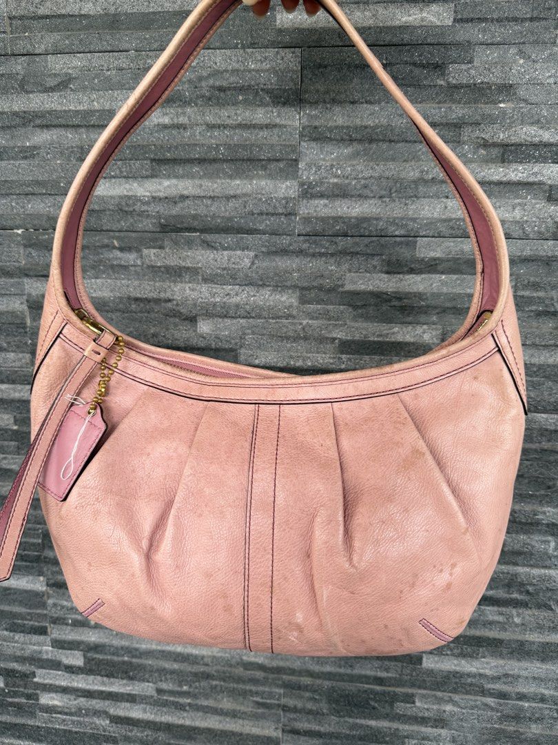 coach pink hobo (Category: Shoulder Bags) located in Balanga. Submitted by elle.curated (Listing ID 1470942802, Image 1). Description: RANK B See pictures - may mga spots po sa leather.