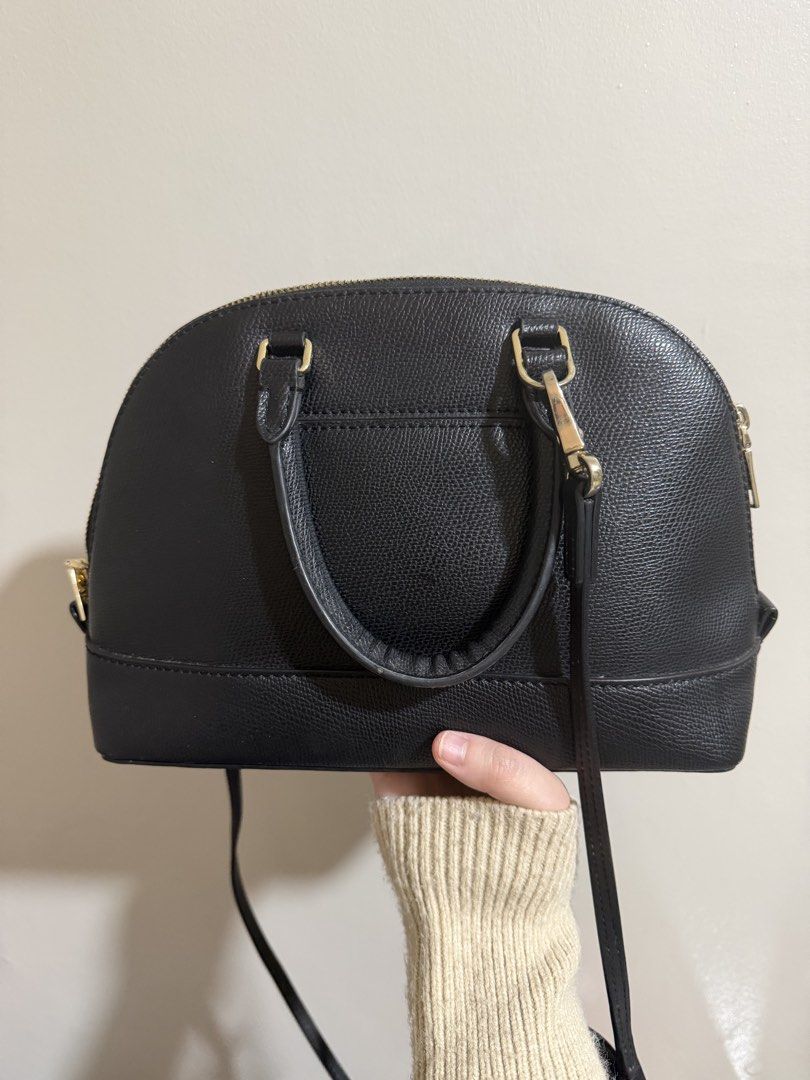 Coach Sierra Bag (Category: Cross-body Bags) located in Mandaluyong City. Submitted by gooddiscoveries (Listing ID 1470941057, Image 2). Description: Authentic Coach Sierra Bag Replaced strap 8/10 condition.