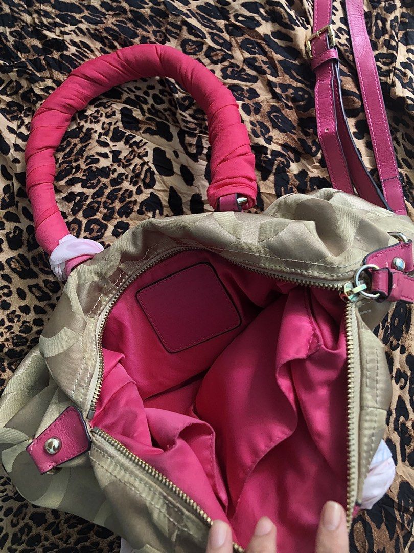 coach madison monogram shoulder bag with strap (Category: Shoulder Bags) located in Bulacan. Submitted by amouriellekim (Listing ID 1471059098, Image 3). Description: with issues on the leather, dm for more infos 🏷️ | vintage mcbling 2000s pink coach guess chloe paddington von dutch dior chanel ysl cunty victoria’s secret juicy couture .