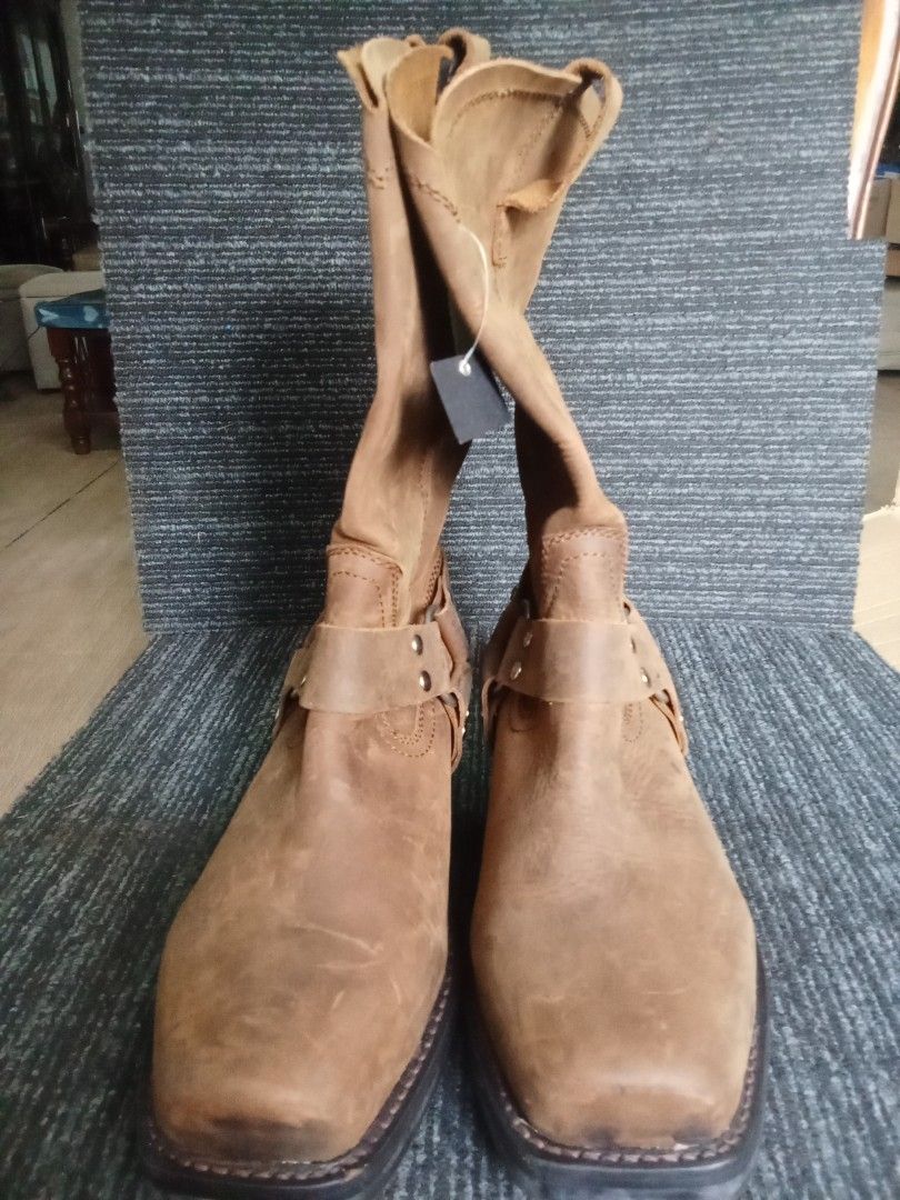 Cody James Brown Harness Boots (Category: Boots) located in Makati City. Submitted by kuysman (Listing ID 1470972230, Image 1). Description: only sensible questions are entertained 1 left price + sf.