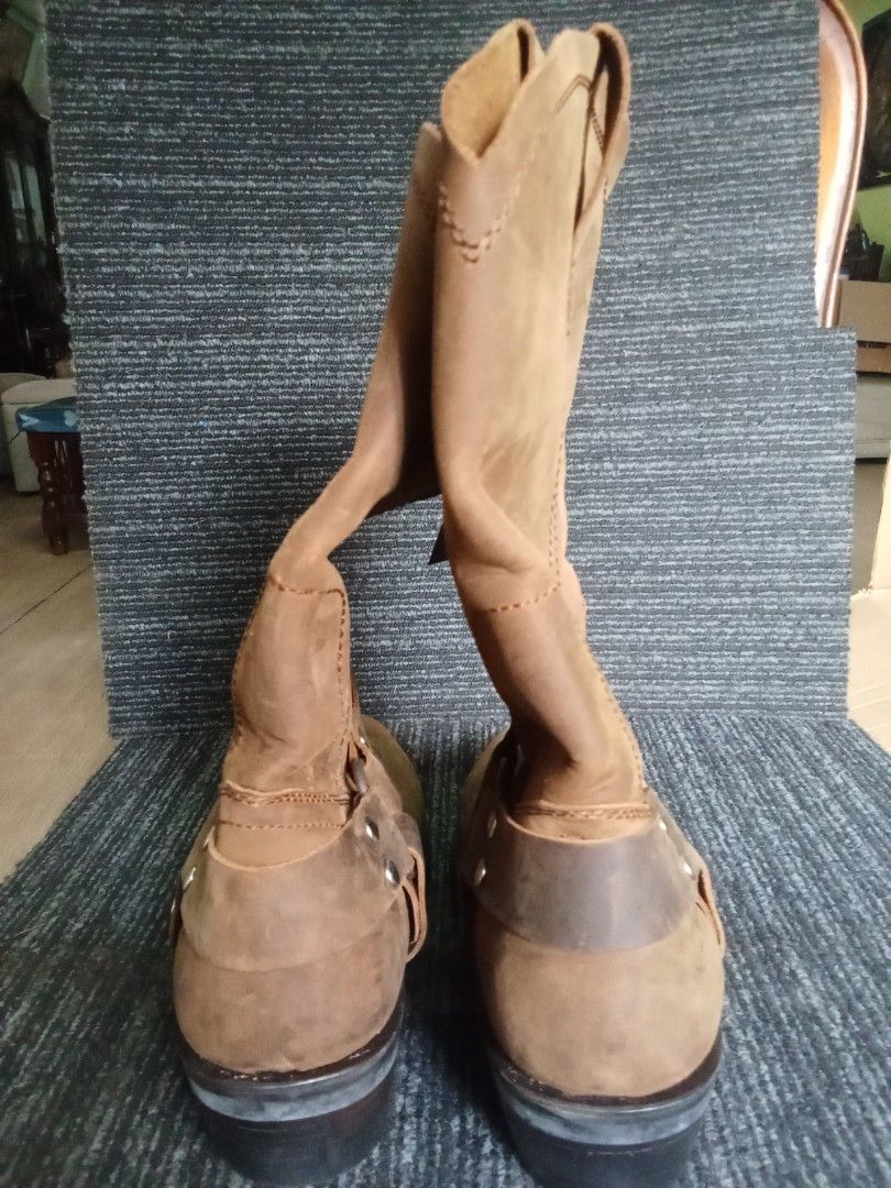 Cody James Brown Harness Boots (Category: Boots) located in Makati City. Submitted by kuysman (Listing ID 1470972230, Image 2). Description: only sensible questions are entertained 1 left price + sf.