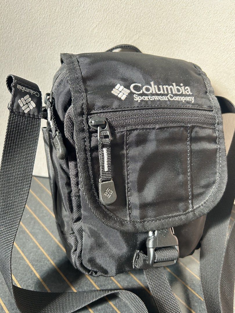 Columbia Black Sling Body Bag (Category: Sling Bags) located in Quezon City. Submitted by jjsurplus_23 (Listing ID 1471007063, Image 2). Description: .