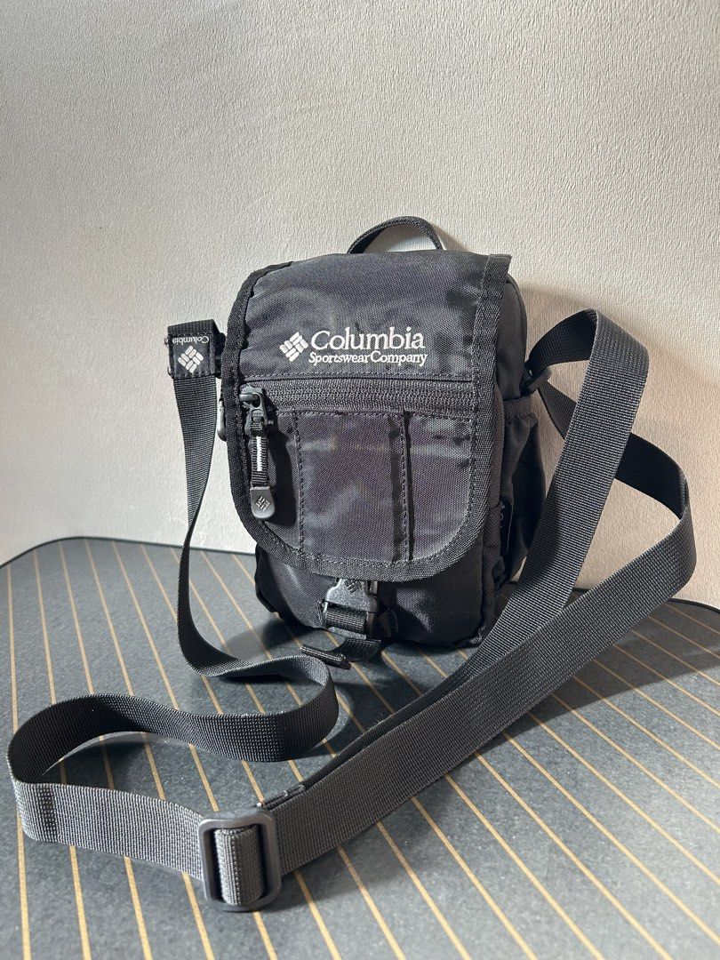 Columbia Black Sling Body Bag (Category: Sling Bags) located in Quezon City. Submitted by jjsurplus_23 (Listing ID 1471007063, Image 1). Description: .