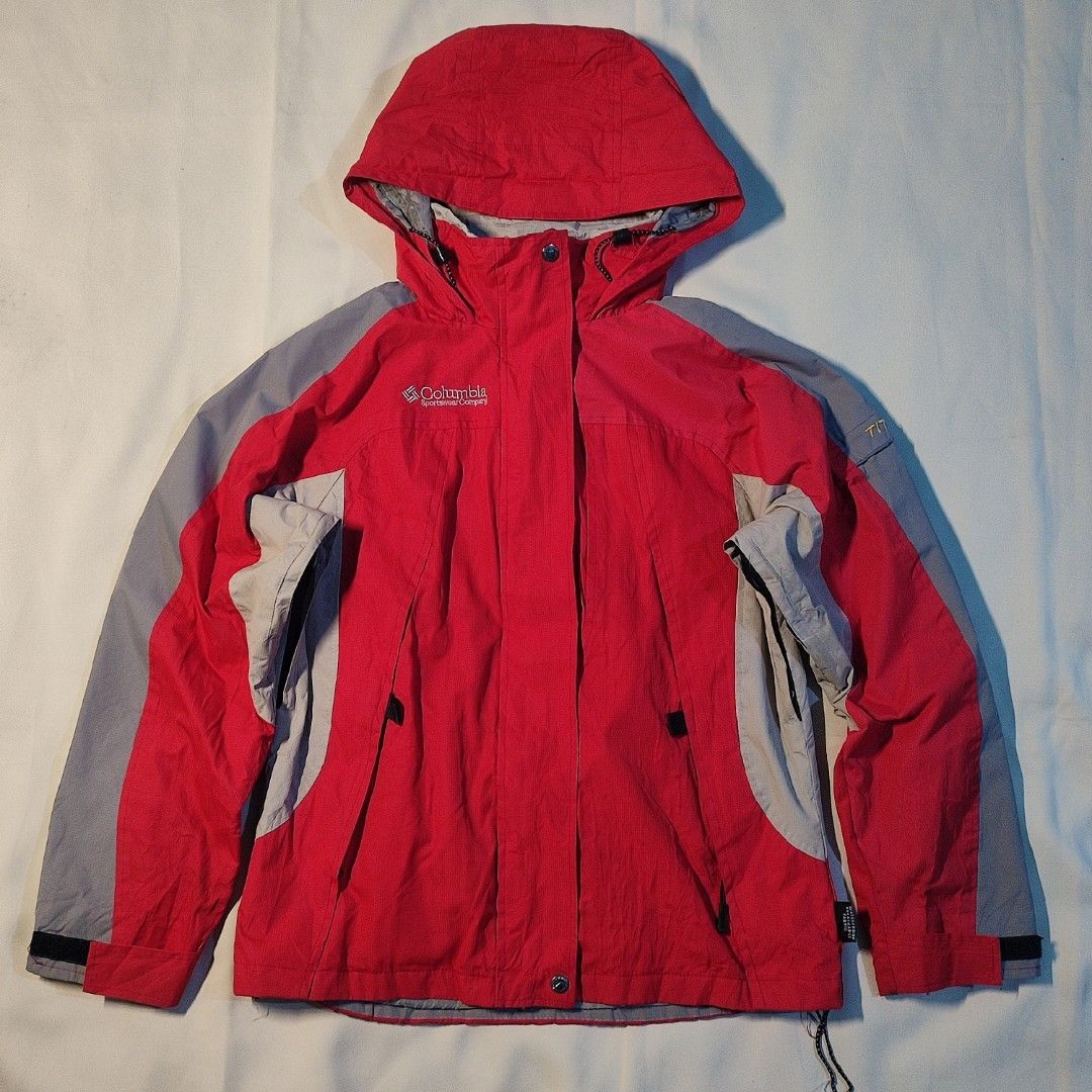 COLUMBIA TITANIUM WATERPROOF OMNI-SHIELD OUTDOOR JACKET (Category: Coats, Jackets and Outerwear) located in Tarlac. Submitted by joel_dat_kom_187 (Listing ID 1471041207, Image 2). Description: COLUMBIA TITANIUM WATERPROOF OMNI-SHIELD OUTDOOR JACKET EXCELLENT USED CONDITION 9.8/10 COLORATE 9.5/10 CONDITION SIZE LARGE ON TAG 21 W 25.5 L ISSUE ( BACON STRINGS ) ❌.