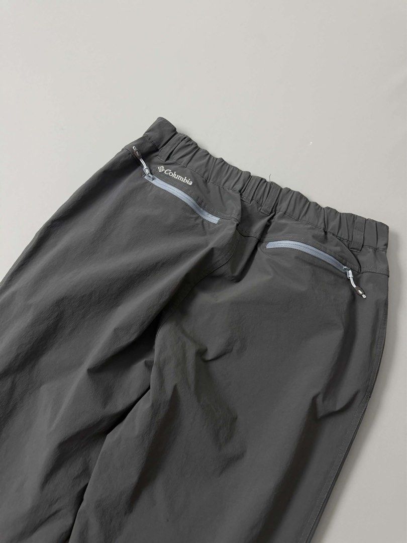 COLUMBIA TREKKING PANTS (Category: Jeans) located in Guagua. Submitted by sweetboyy (Listing ID 1471075021, Image 3). Description: COLUMBIA TREKKING PANTS EXCELLENT CONDITION SIZE LARGE ON TAG DIMES: WAISTLINE 30-34 / LENGTH 40 / LEG OPENING 7.5.