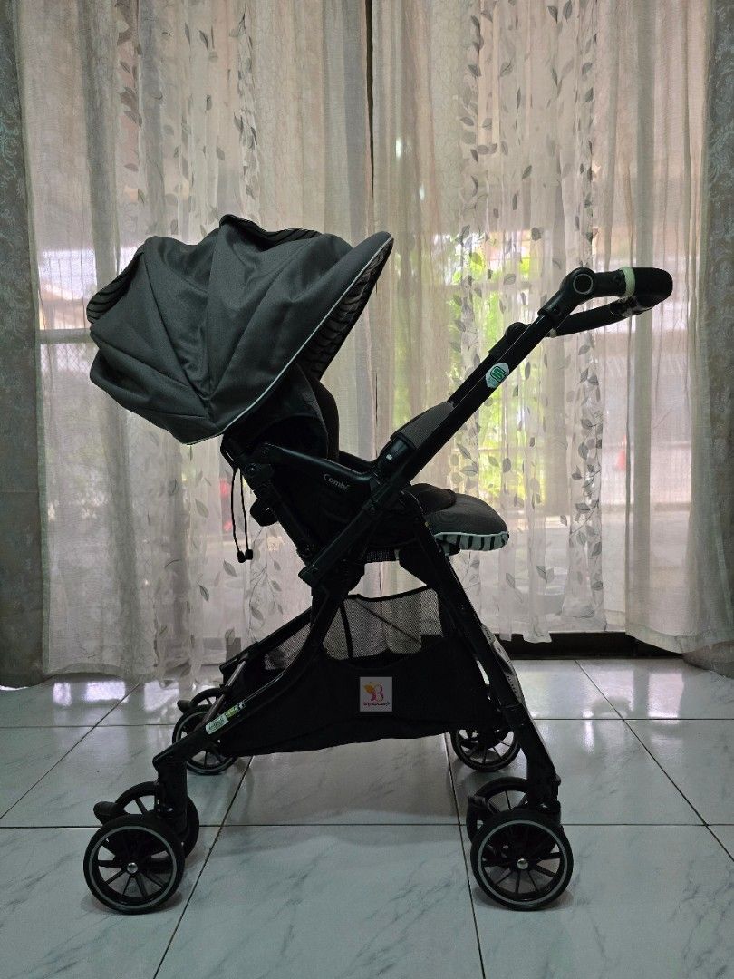 Combi Sugocal Lightweight Luxury Baby Stroller (Category: Strollers) located in Paranaque City. Submitted by babyandme.savers (Listing ID 1471068929, Image 3). Description: COMBI SUGOCAL A4cas LIGHTWEIGHT HIGH SEAT LUXURY BABY STROLLER * Safe for 0 - 48 months * In excellent condition * Fully Reclineable * Reversible handle * Full canopy * High seat * Lightweight stroller * A4cas wheels * 5 - Point safety belt * Clean and Sanitized - Ready to use
