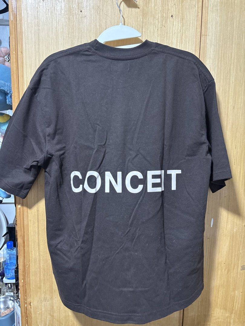 Conceit Brown Graphic Tee (Category: Shirts) located in Taguig. Submitted by pauu1234 (Listing ID 1471085404, Image 2). Description: 📌Never been used 📌 Fits M-L body frames Original price: ₱413 - payment first basis - next day pick up (contact seller if needed immediately) - taguig area 😊.