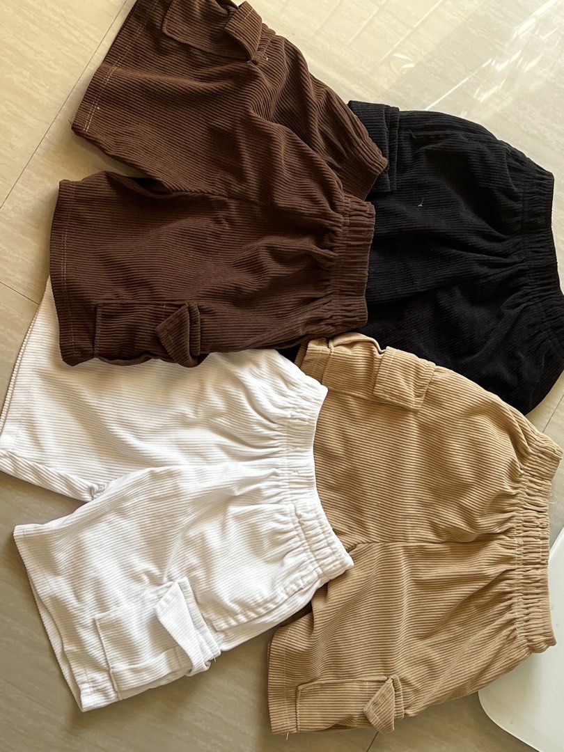 Corduroy Cargo Shorts Bundle Set (Category: Babies & Kids Fashion) located in Lucena. Submitted by theangelou94395 (Listing ID 1471019959, Image 1). Description: Corduroy cargo shorts take all for 350 3-5 yrs old.