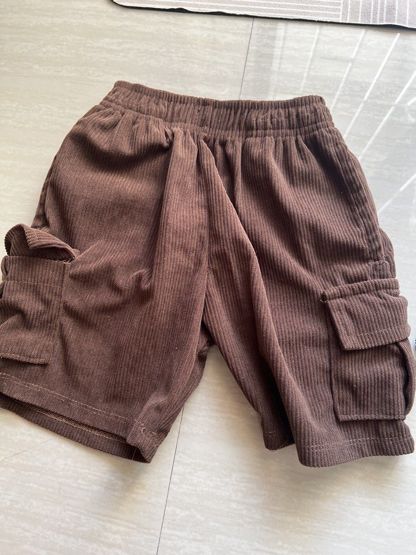 Corduroy Cargo Shorts Bundle Set (Category: Babies & Kids Fashion) located in Lucena. Submitted by theangelou94395 (Listing ID 1471019959, Image 2). Description: Corduroy cargo shorts take all for 350 3-5 yrs old.