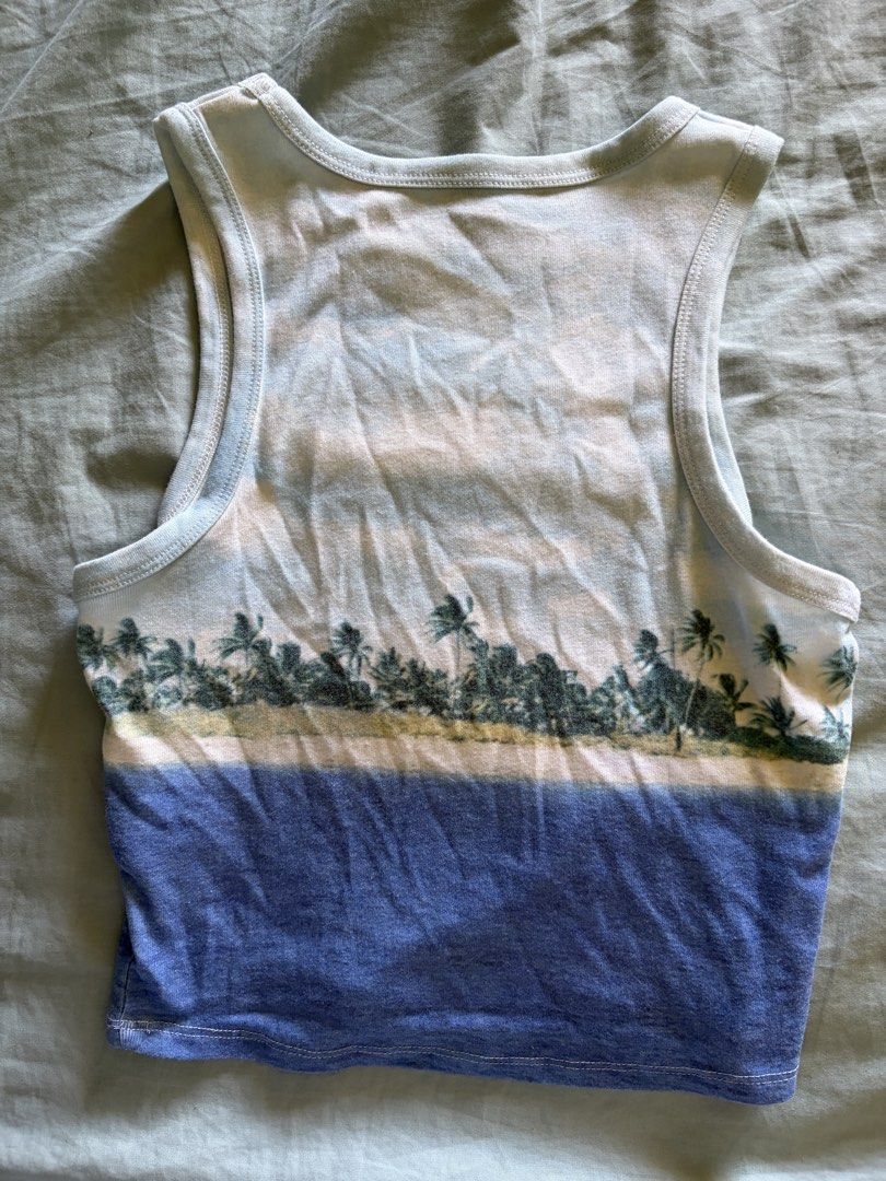 Cotton On Beach Racerback Top (Category: Sleeveless) located in Manila. Submitted by juliaespiritu_ (Listing ID 1470973729, Image 3). Description: In good condition .
