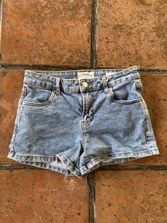 (Category: ) located in . Submitted by juliaespiritu_ (Listing ID 1470965406, Image 1). Description: .