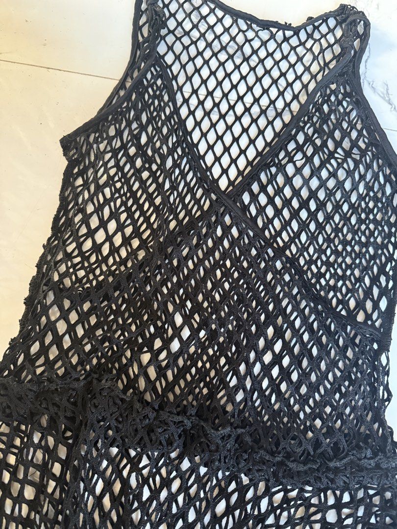Cover ups (Category: Bikinis & Swimsuits) located in Manila. Submitted by mariadarna (Listing ID 1471058508, Image 2). Description: black cover ups small to medium .