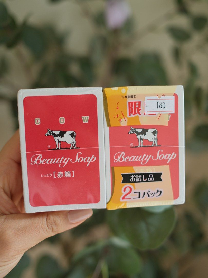 Cow Brand Beauty Soap Red 2s (Category: Bath) located in Baguio. Submitted by sakiessentials (Listing ID 1471064507, Image 1). Description: COW BRAND Beauty Soap – Red Box A classic Japanese beauty soap known for its creamy lather and gentle rose-inspired floral fragrance. The red box formula contains milk-derived skin-conditioning ingredients and squalane to help maintain moisture while cleansing. It leaves skin feeling soft, smooth, and comfort