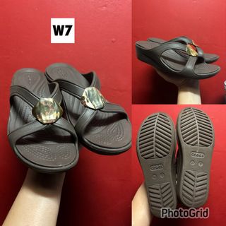 (Category: ) located in . Submitted by littlebooythriftstore (Listing ID 1471074382, Image 1). Description: .