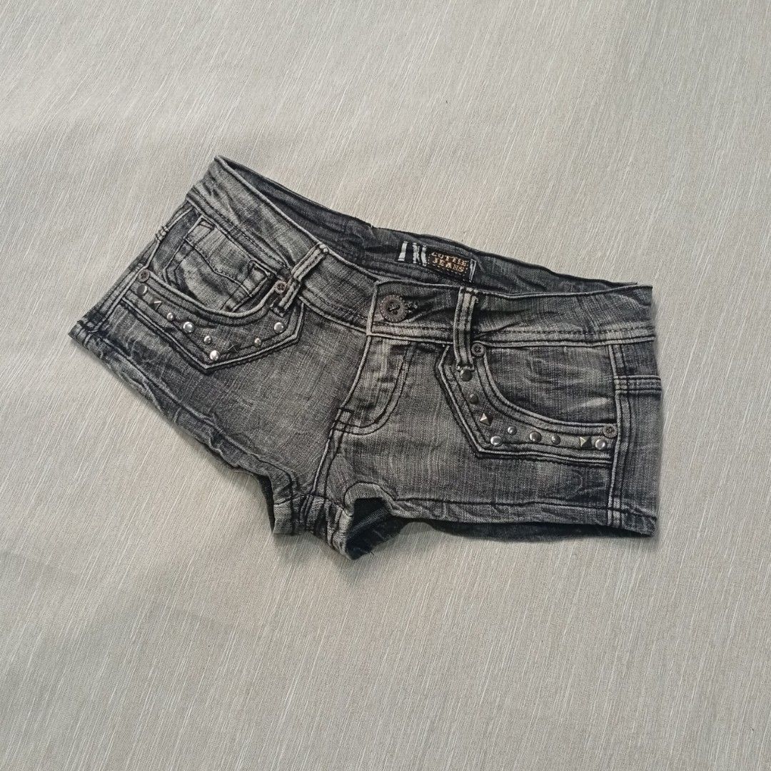 Cuttle Jeans dark wash studded denim shorts (Category: Shorts) located in Tagum. Submitted by virgosattic.111 (Listing ID 1470958085, Image 1). Description: - flat measurement: 27.5 - Brand: Cuttle Jeans - Wash: Dark wash with acid wash finish - Details: Edgy stud accents on front and back pockets, custom hardware button fly - Fit: Mid-rise with classic five-pocket styling - Style: Perfect for summer days and festival outfits - Condition: Excelle
