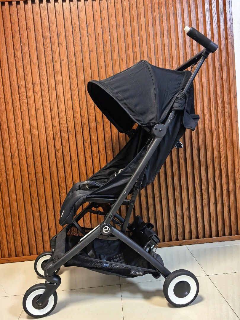 Cybex libelle 2 🖤 (Category: Strollers) located in Manila. Submitted by miradoming32070 (Listing ID 1470965861, Image 3). Description: Cybex libelle 2 🖤 🖤 For 3month up to toddler 🖤 Adjustable seat 🖤 Light weight 🖤 Compact fold 🖤 Approved any airlines cabin Excellent condition Loc :bagumbong caloocan.