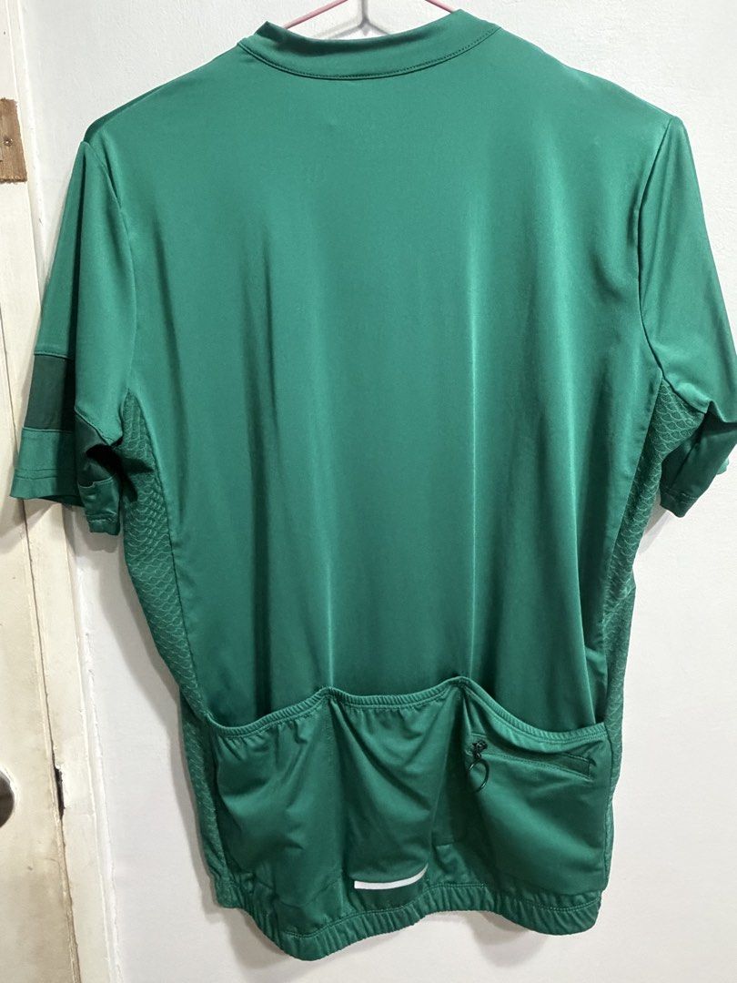Cycling Jersey XL (Category: Bicycles) located in Bacoor. Submitted by luvtoshoppe (Listing ID 1471063446, Image 2). Description: .