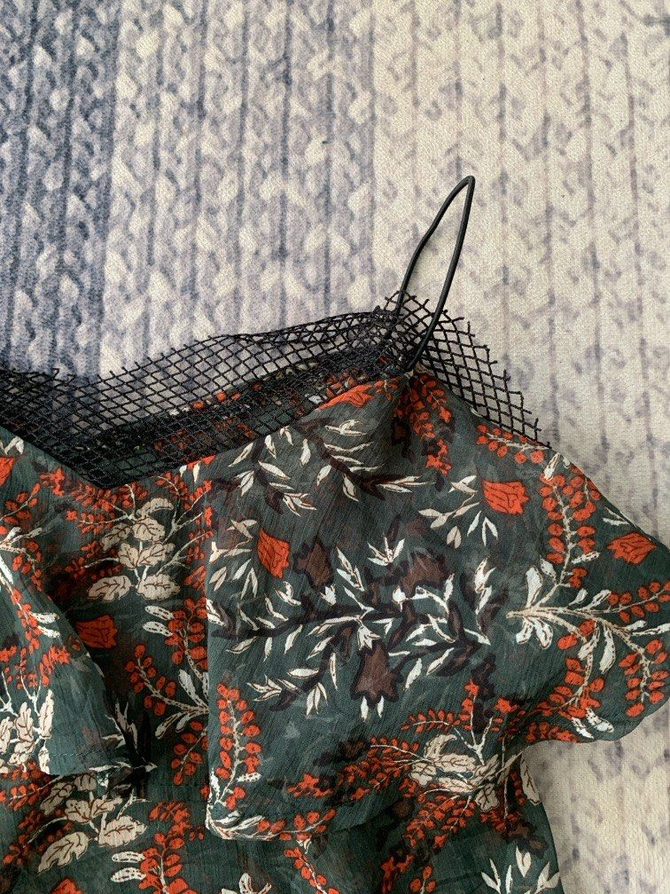 dark green mesh net blouse 🏷️ vintage (Category: Blouses) located in Malaybalay. Submitted by angelicloset (Listing ID 1470948224, Image 2). Description: .