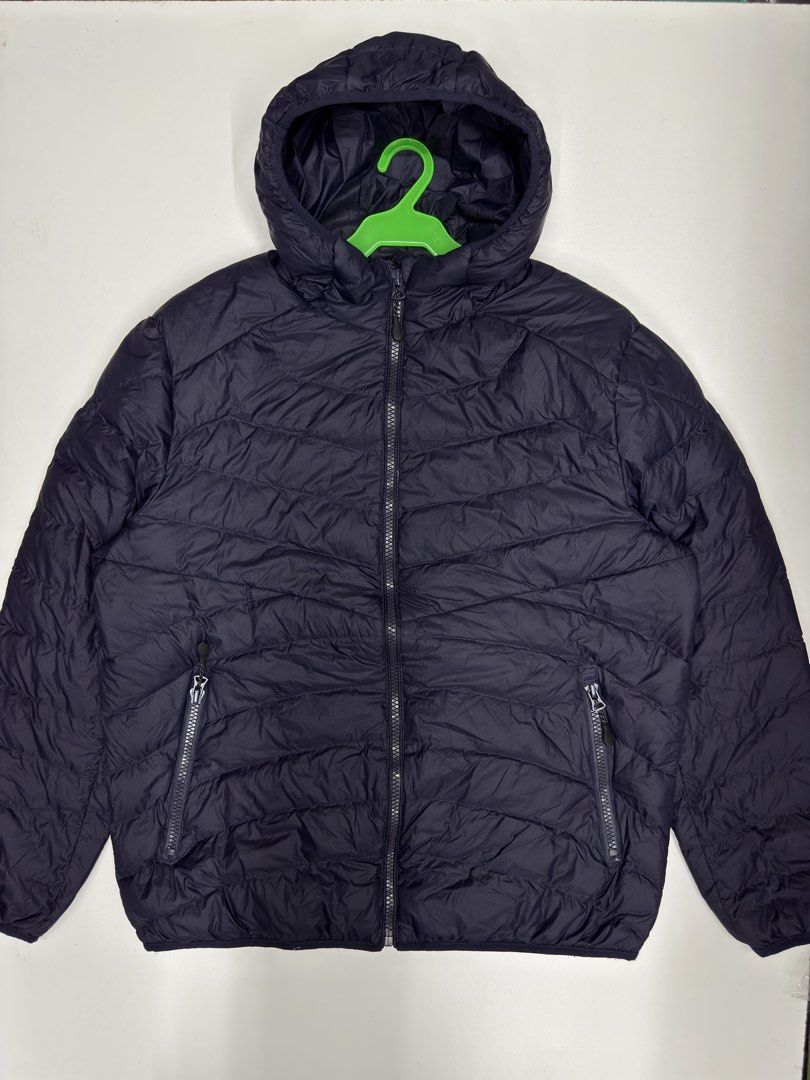 Dark Navy Blue Puffer Down Jacket with Hood 3XL (Category: Coats, Jackets and Outerwear) located in Bustos. Submitted by thenlnclot60500 (Listing ID 1471002935, Image 2). Description: - Size: 3XL - Color: Dark Navy Blue - Material: 100% lightweight nylon outer, polyester lining - Insulation: 90% white duck down, 10% feather for superior warmth - Features: Full zip closure, attached hood, and dual zippered side pockets - Care: Hand wash only in 30