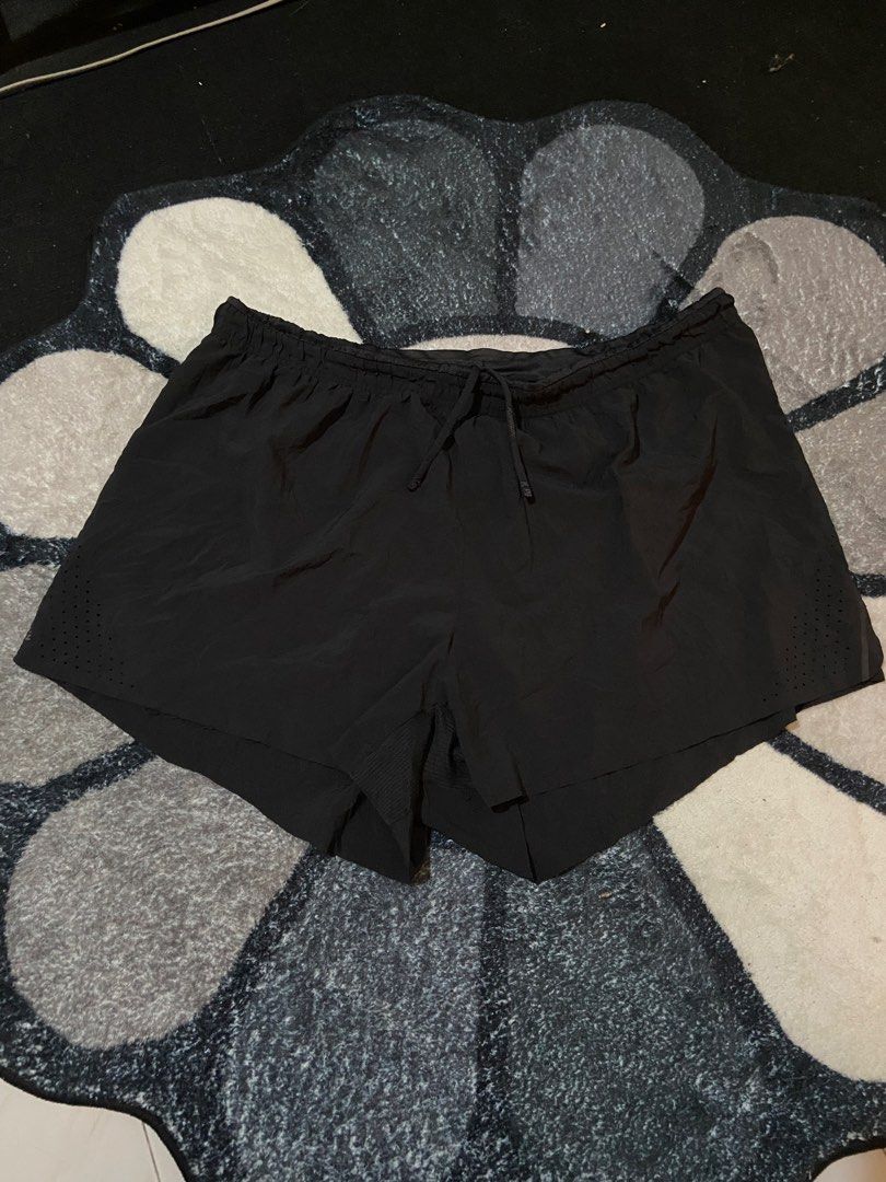 Decathlon Kiprun Running Short (Category: Shorts) located in San Carlos. Submitted by athletes-high (Listing ID 1470941405, Image 1). Description: Decathlon Kiprun Black Good condition 2XL on tag 1 back pocket 1 small front pocket Width 34-36 Length 13 300.