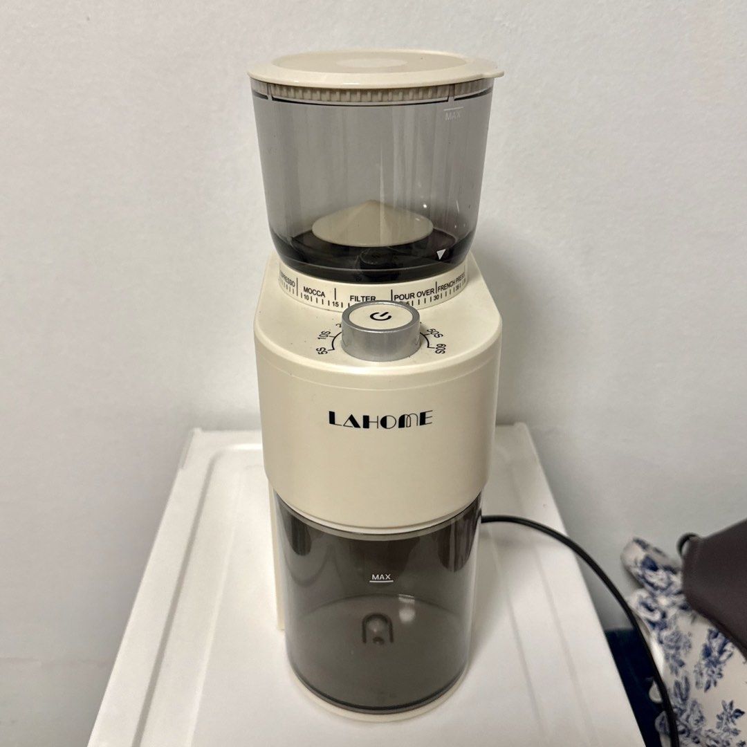 Delonghi Active Line Espresso Maker and Lahome Grinder Bundle (Category: Coffee Machines & Makers) located in Quezon City. Submitted by riocortez (Listing ID 1470932942, Image 2). Description: - Complete home espresso setup, selling as a full bundle - Delonghi Active Line espresso maker (15 bar pressure, original box included) - Lahome electric coffee grinder with adjustable settings - Includes portafilter handles and multiple filter baskets - Co